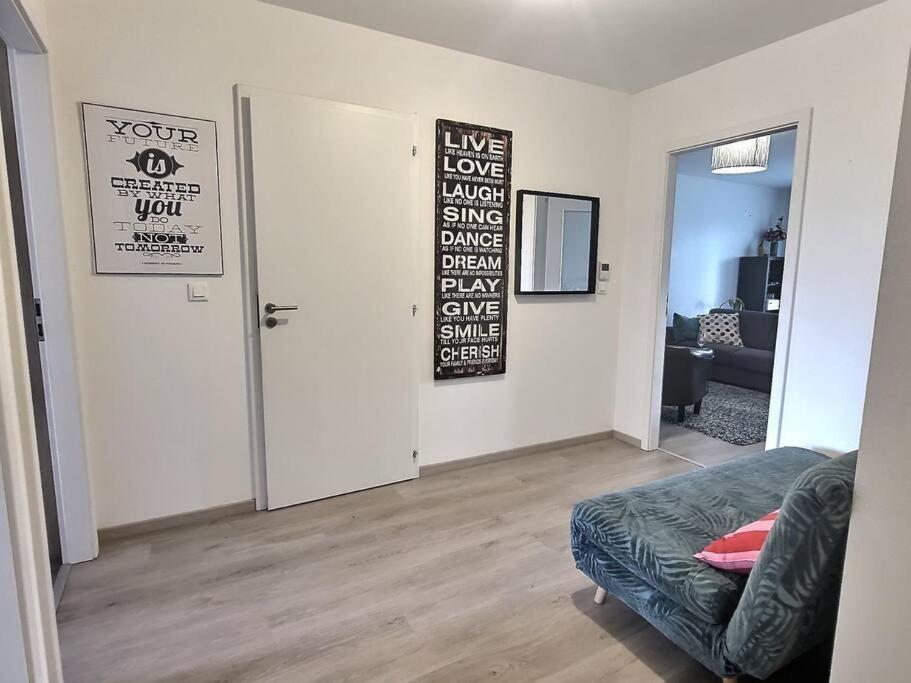Superbe Appartement Avec 2 Balcons - Vue Sur La Cathedrale Environ 15 Min En Tram Straßburg Exterior foto